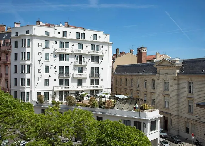 Collège Hôtel Lyon